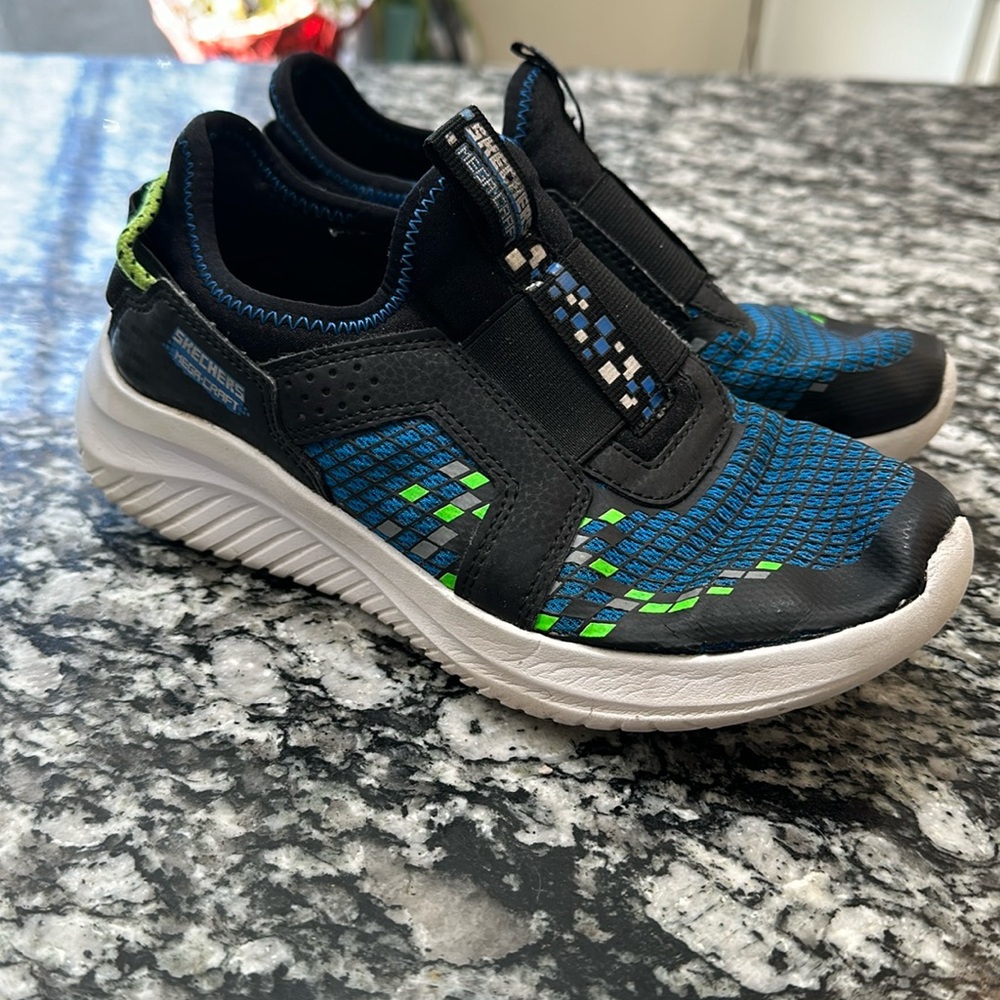 Sketcher running shoes